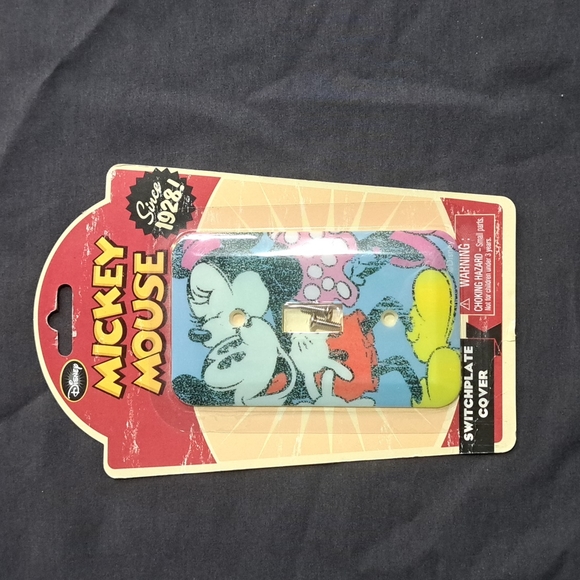 NWT Disney Mickey& Minnie Mouse Light switch Cover - Picture 1 of 2